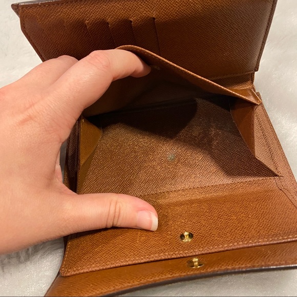 SOLD LOUIS VUITTON Brown Canvas Monogram Trifold - Picture 14 of 16